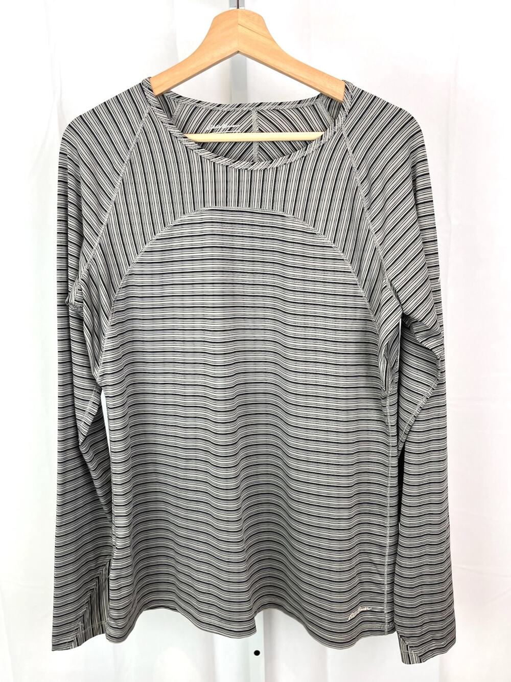 EDDIE BAUER Performance Knit Top Womens L Long Sleeve Crew Striped T Shirt Gray